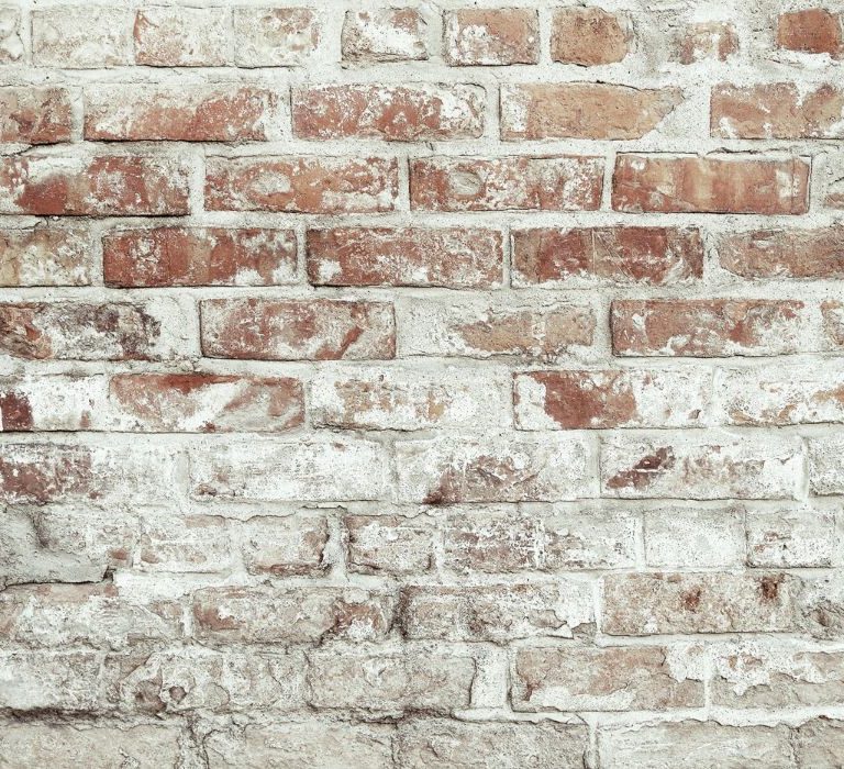 German Smear vs. Paint Which is the Best Choice for Your Brick Home (1)
