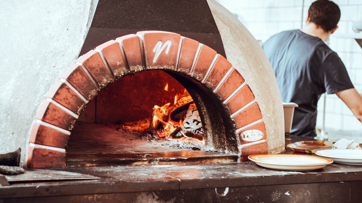 9 INSPIRING BRICK FIREPLACE MAKEOVER IDEAS FOR THE WINTER SEASON | Alexander and Xavier Masonry
