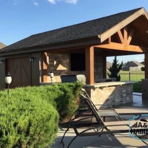 outdoor kitchen with covered patio | Alexander and Xavier Masonry
